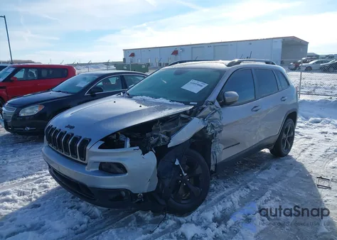 2018 Jeep Cherokee Latitude Fwd из США, поврежденный, VIN 1C4PJLCB9JD621130